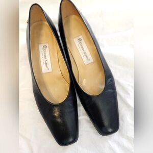Etienne Aigner Made in Spain Black Leather Pumps "Sarah"